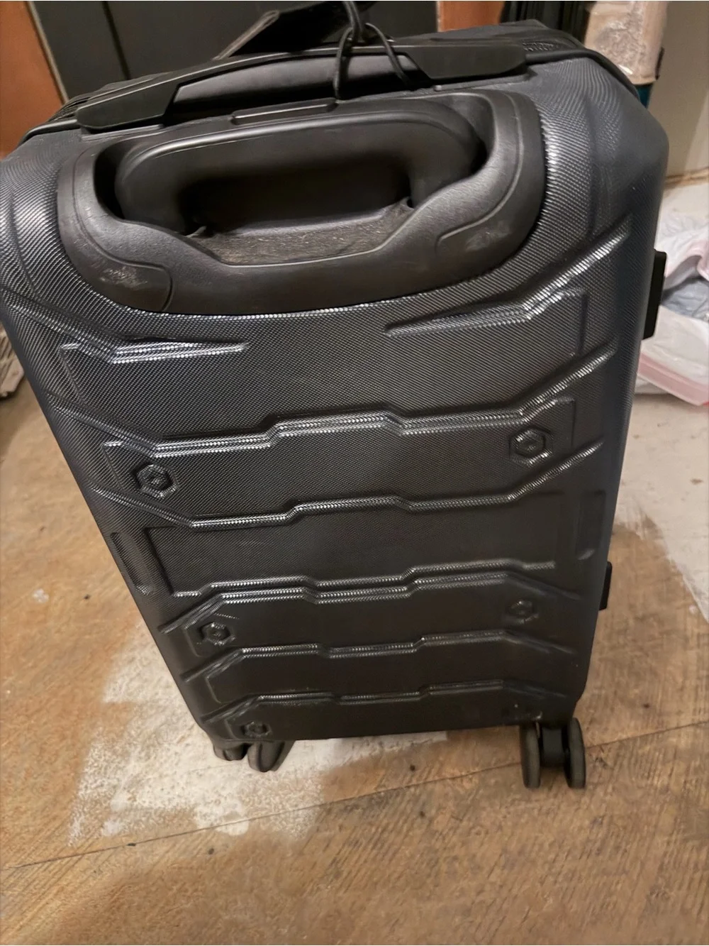 Wrangler Black Hard Shell Rolling Storage Case